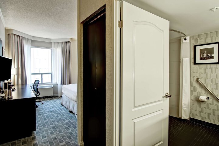 Room 77 of 116