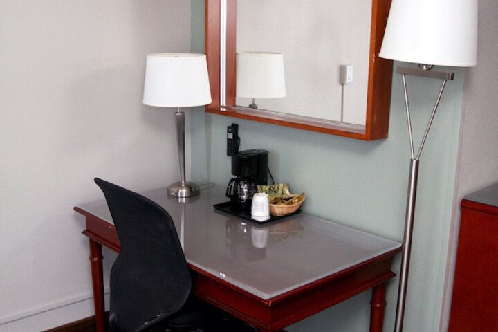 Room 48 of 71