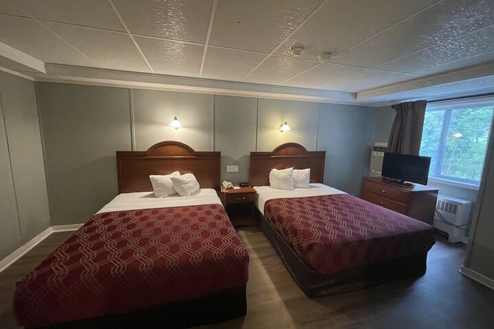 Room 11 of 31