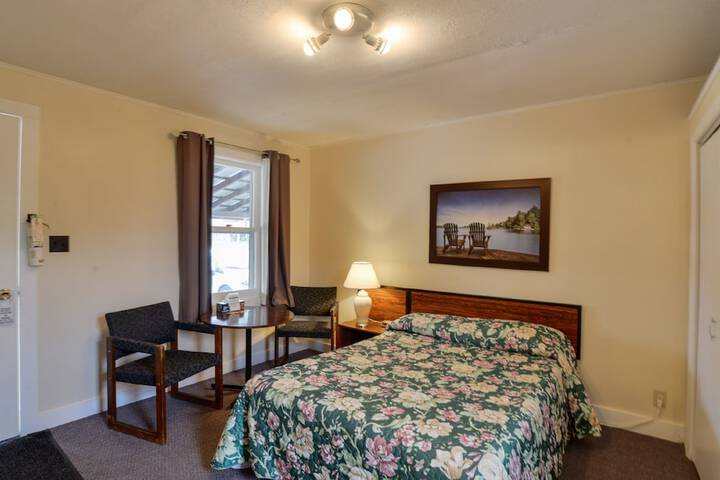 Room 22 of 42