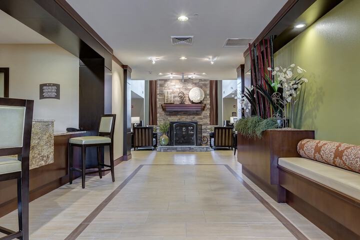 Staybridge Suites St. Louis - Westport by IHG