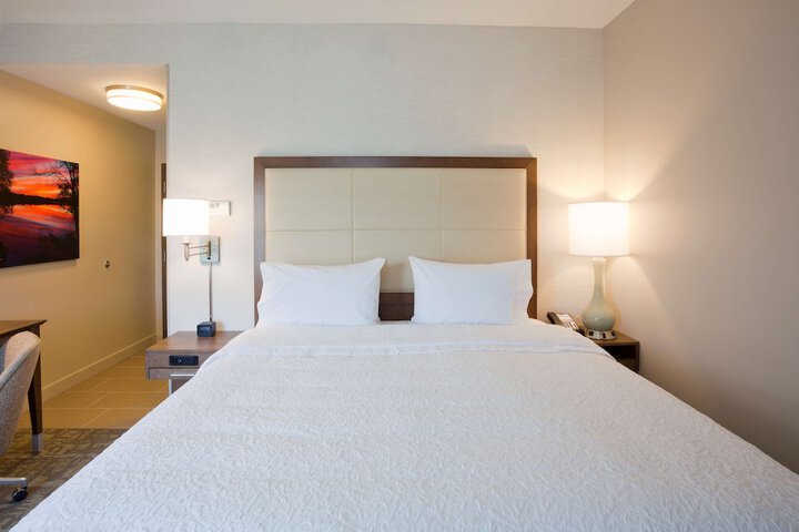 Hampton Inn Spicer Green Lake