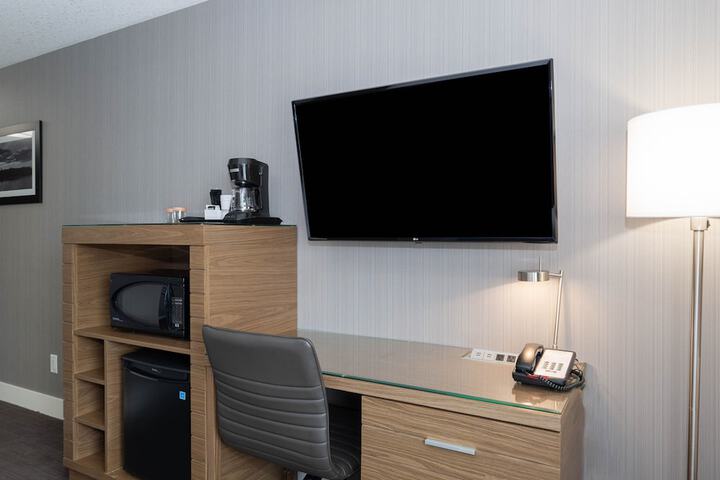 Room 28 of 55