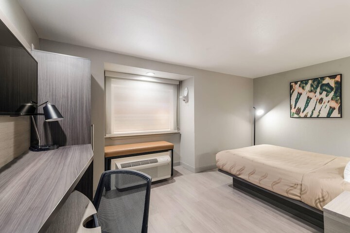Quality Inn & Suites North Mesquite I-30