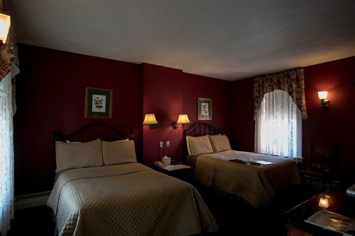 Room 28 of 29