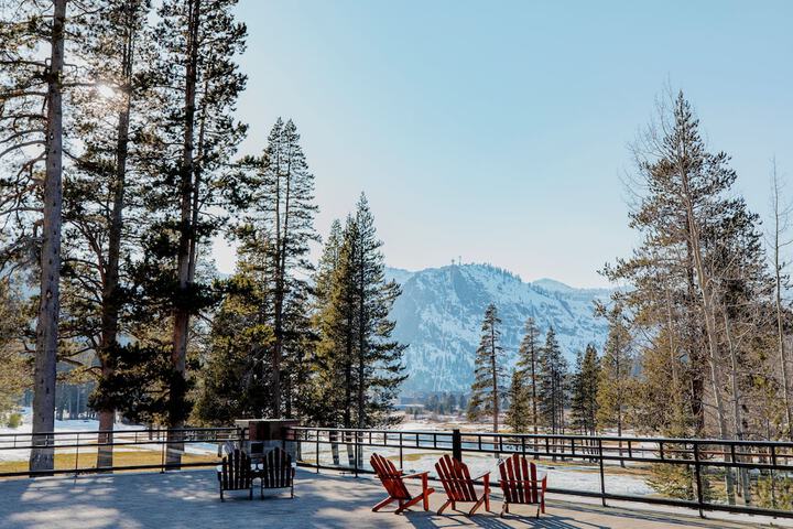 Everline Resort and Spa Lake Tahoe
