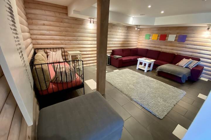 Room 45 of 90