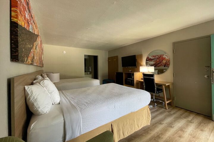 Room 20 of 35
