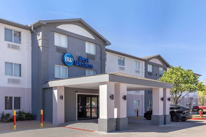 Hotel 2 of 25