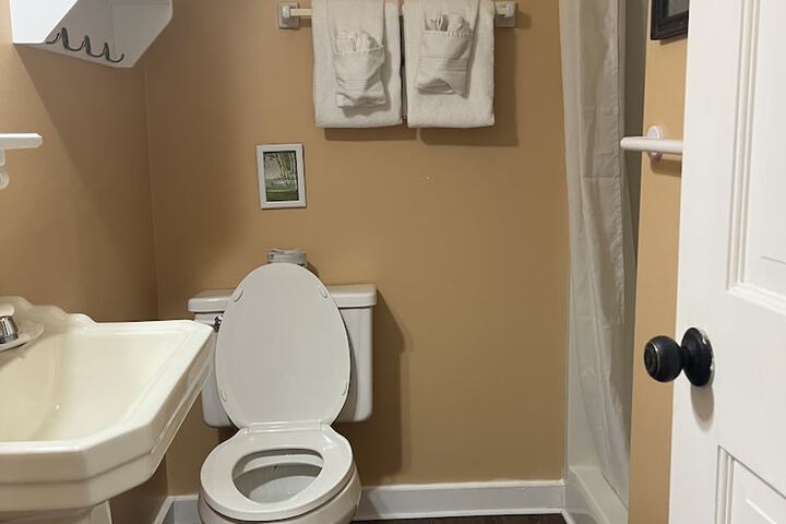 Room 45 of 162