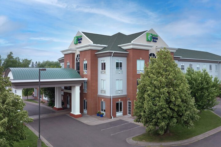 Holiday Inn Express & Suites Superior by IHG