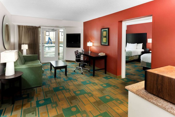 Room 8 of 29