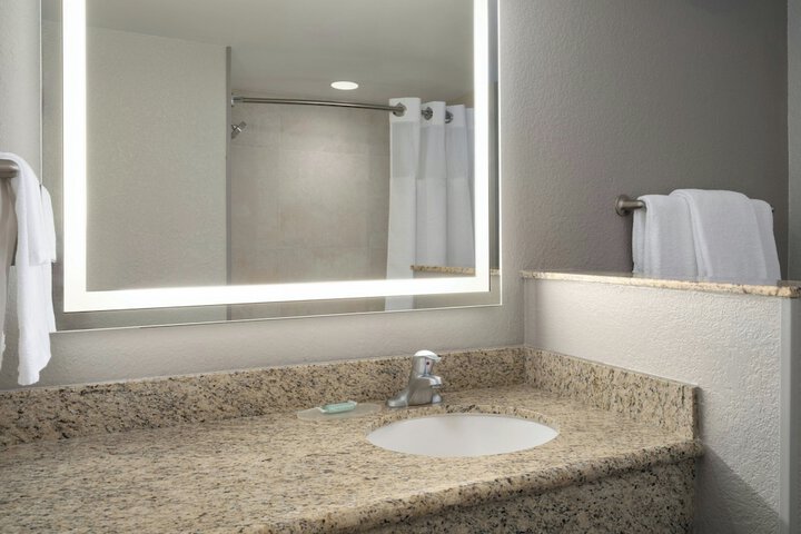 Courtyard by Marriott Fort Myers I-75 / Gulf Coast Town Center