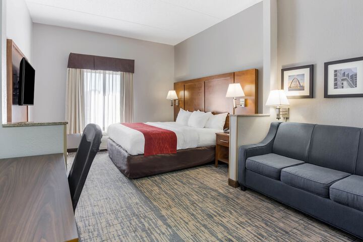 Room 10 of 21