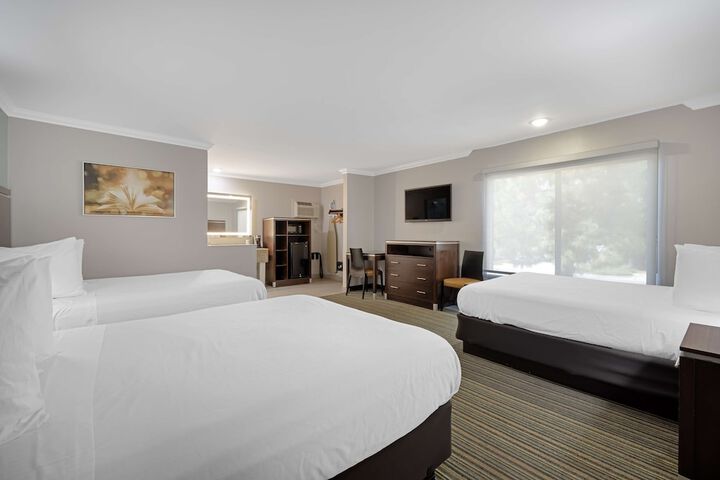 Room 15 of 29