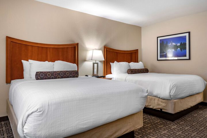 Best Western Swiss Clock Inn