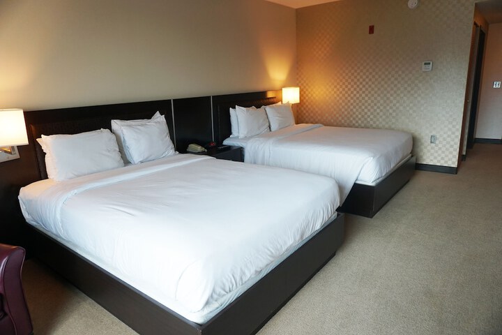 Casino Queen Hotel