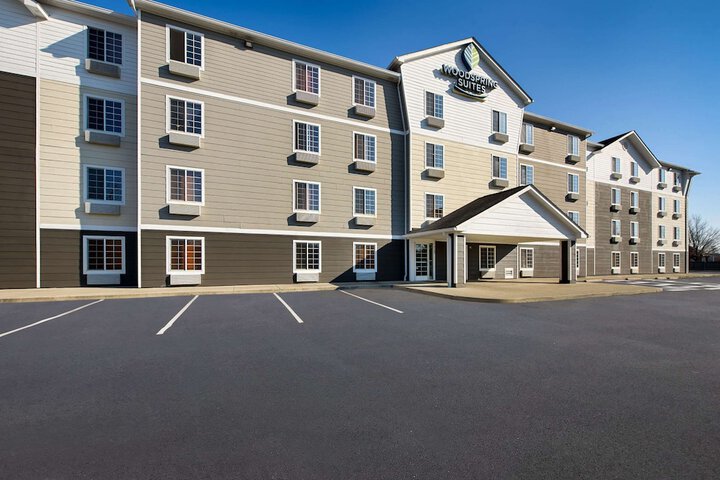 Hotel 6 of 37