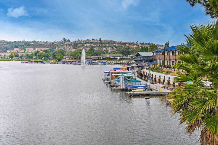 San Marcos Home w / Patio & Grill - Walk to Lake!