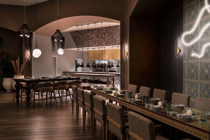 Dining 98 of 171