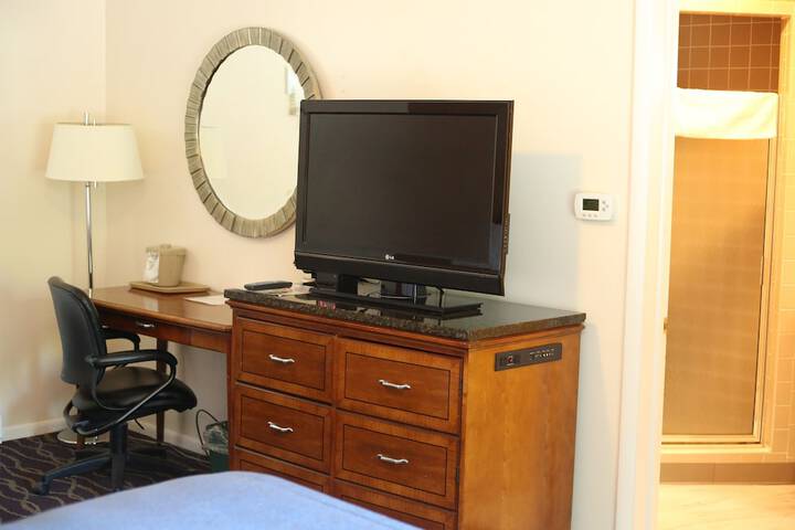 Room 50 of 85