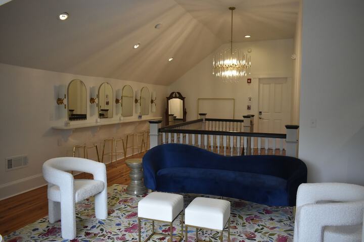 Room 7 of 43