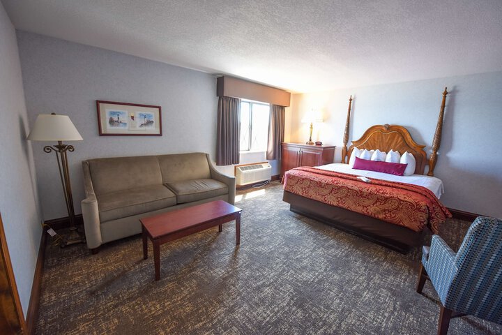 Best Western Plus Dockside Waterfront Inn