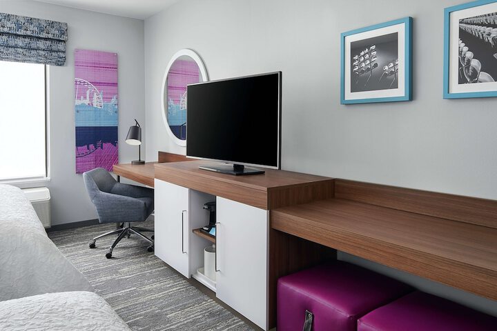 Room 11 of 52