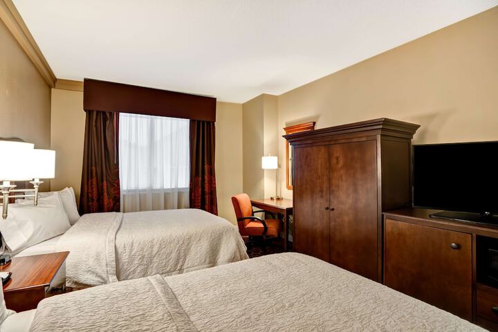 Room 19 of 49