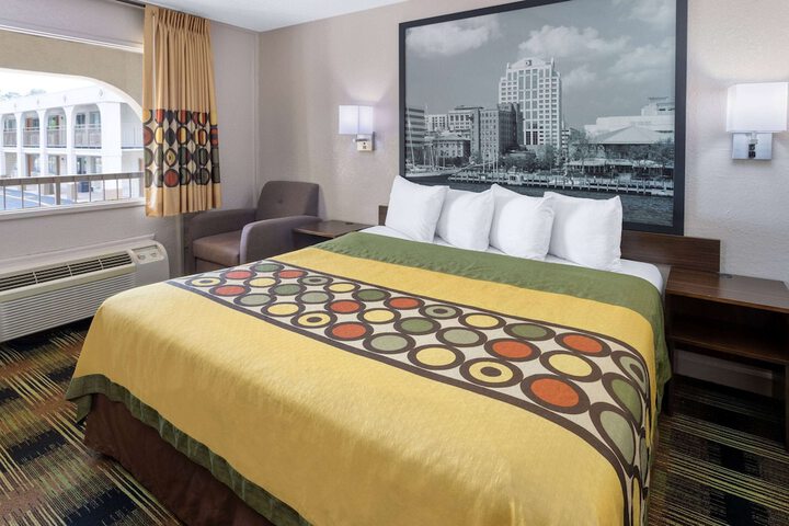 Room 20 of 21