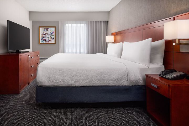 Room 21 of 40