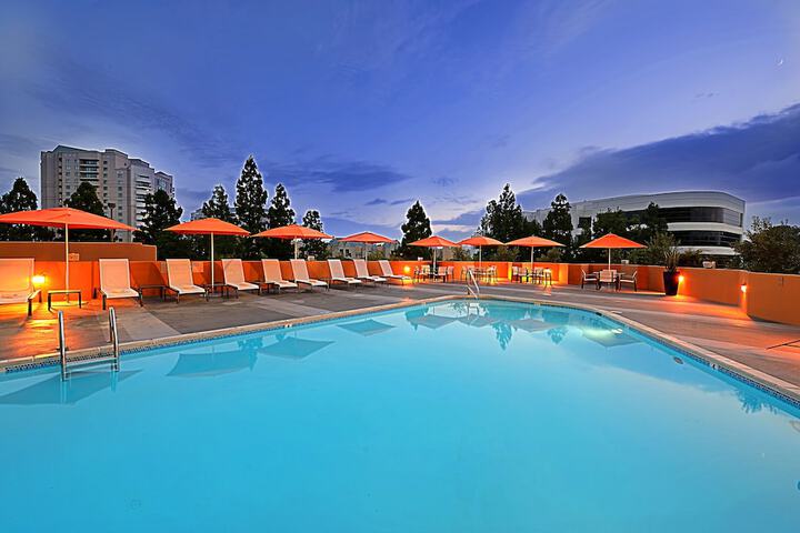 Pool 4 of 50