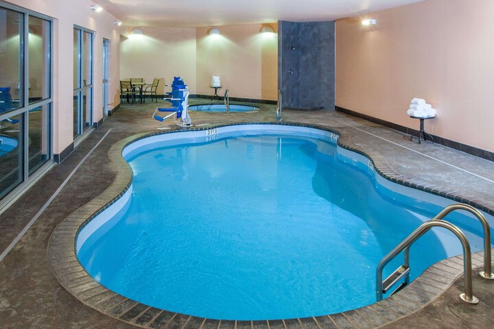 Pool 7 of 47