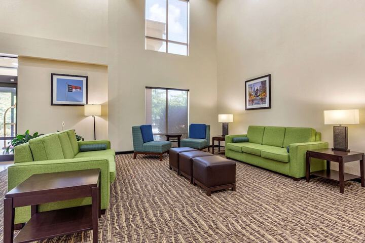 Hotel Interior 5 of 31