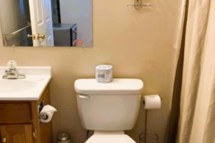 Room 25 of 69