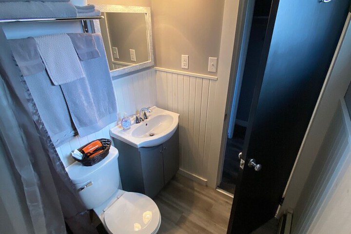 Room 54 of 102