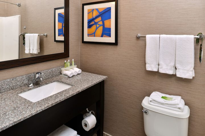 Holiday Inn Express St. Louis West - OFallon by IHG