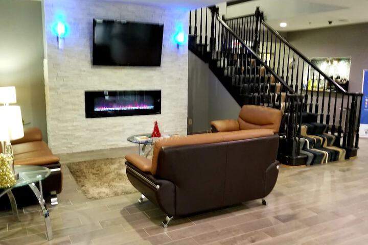 Hotel Interior 14 of 33