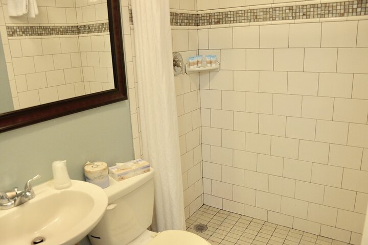 Room 10 of 23