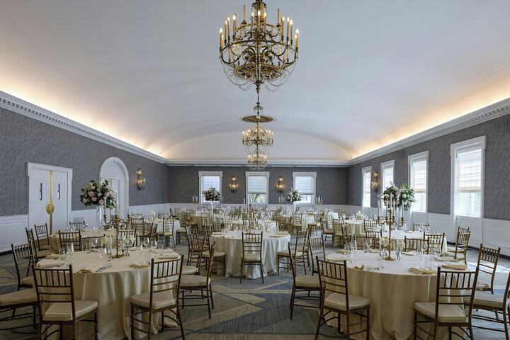 Dearborn Inn Autograph Collection