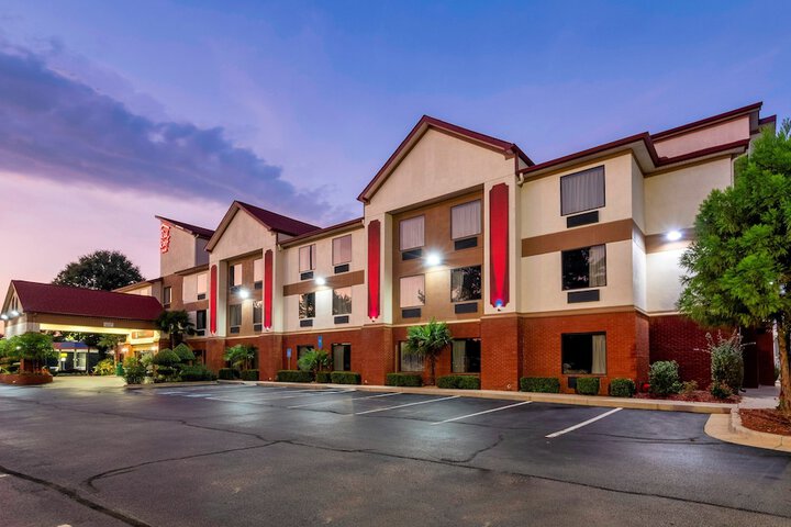 Hotel 9 of 62