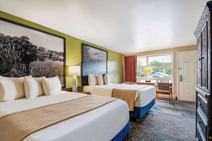 Room 40 of 61