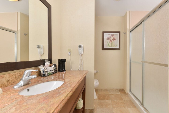 Hampton Inn Clinton IA