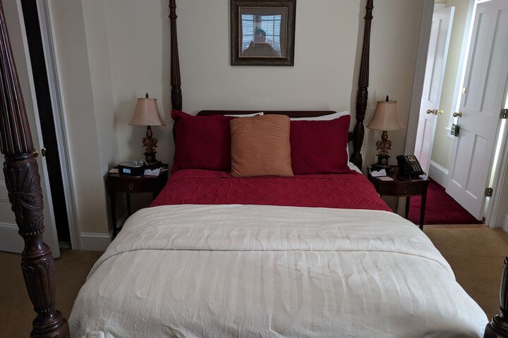 Room 44 of 169
