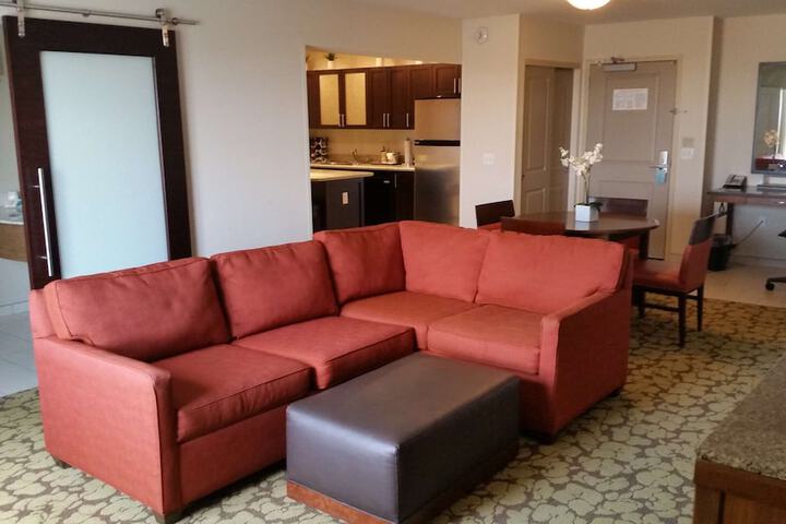 Room 17 of 35
