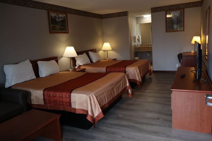 Room 19 of 47