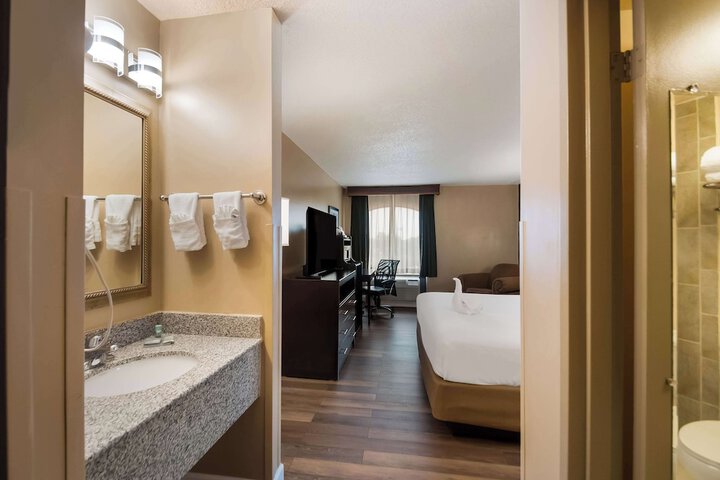 Room 20 of 27