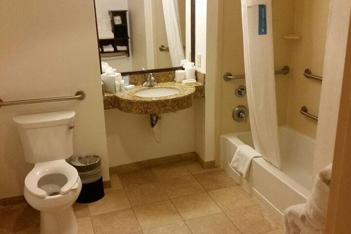 Room 15 of 25