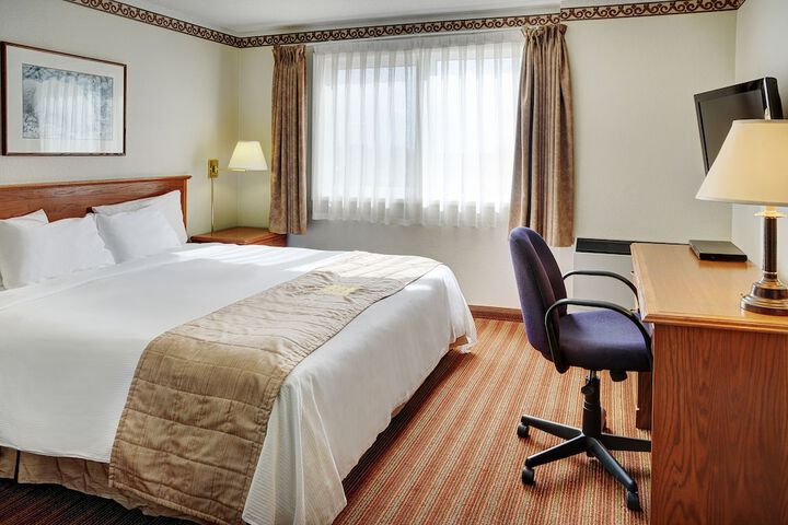 Lakeview Inns & Suites - Brandon