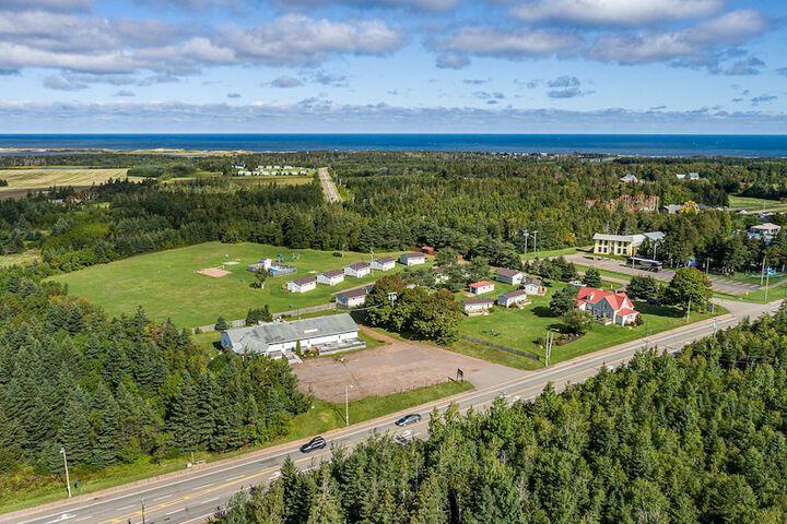 Cavendish Lodge & Cottages